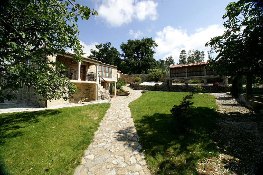 Casa Da Botica A Estrada Hostel Os Casares Luaran gambar